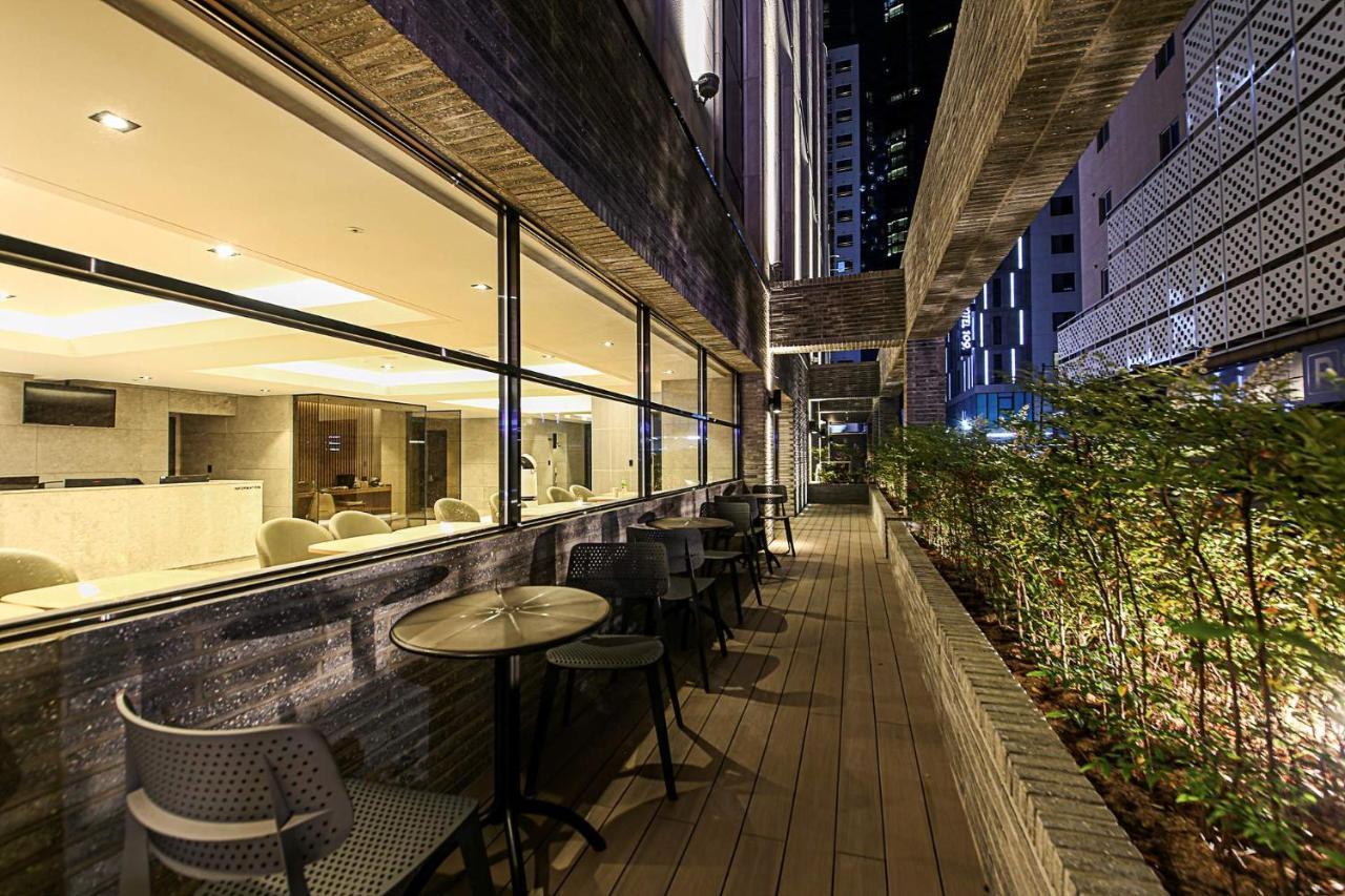 Haeundae The Van Hotel Busan Exteriör bild
